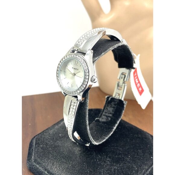 Timex Women's Watch TW2T58000 Quartz Gemmed Silver Dial Stainless Steel 23mm - Picture 2 of 14